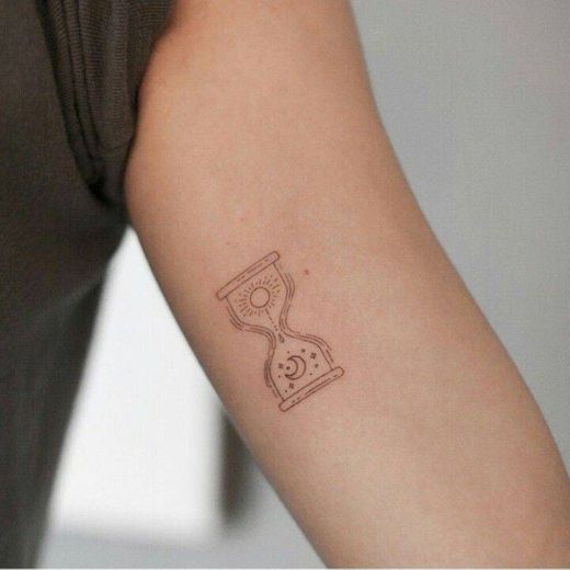 Tattoo minimalista ⏳