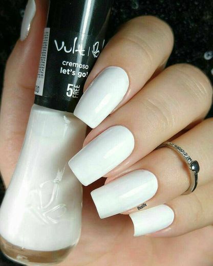 Nails White 