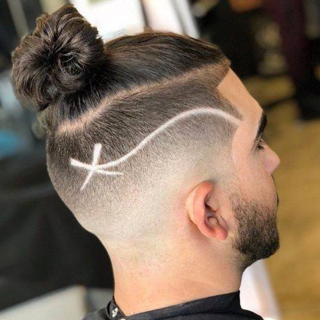 Fashion Corte masculino(top knot ou samurai)