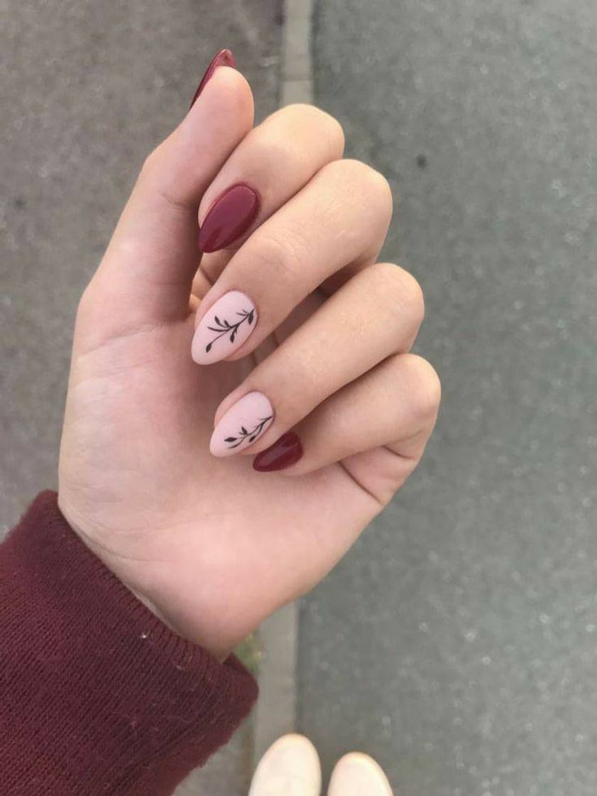 Moda Unhas minimalistas