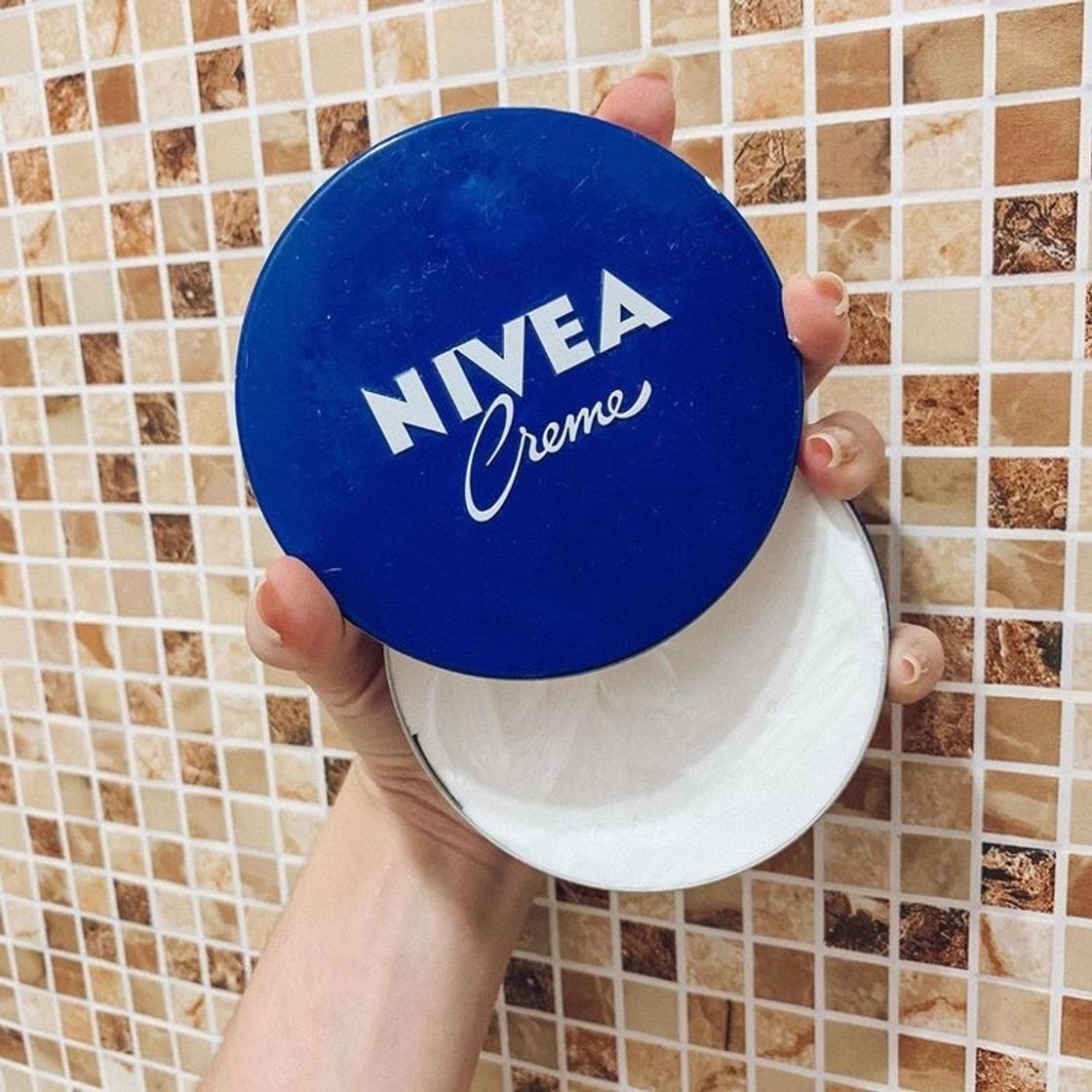 Moda Nivea lata azul