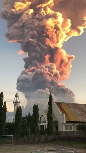 Lewotobi, Indonesia